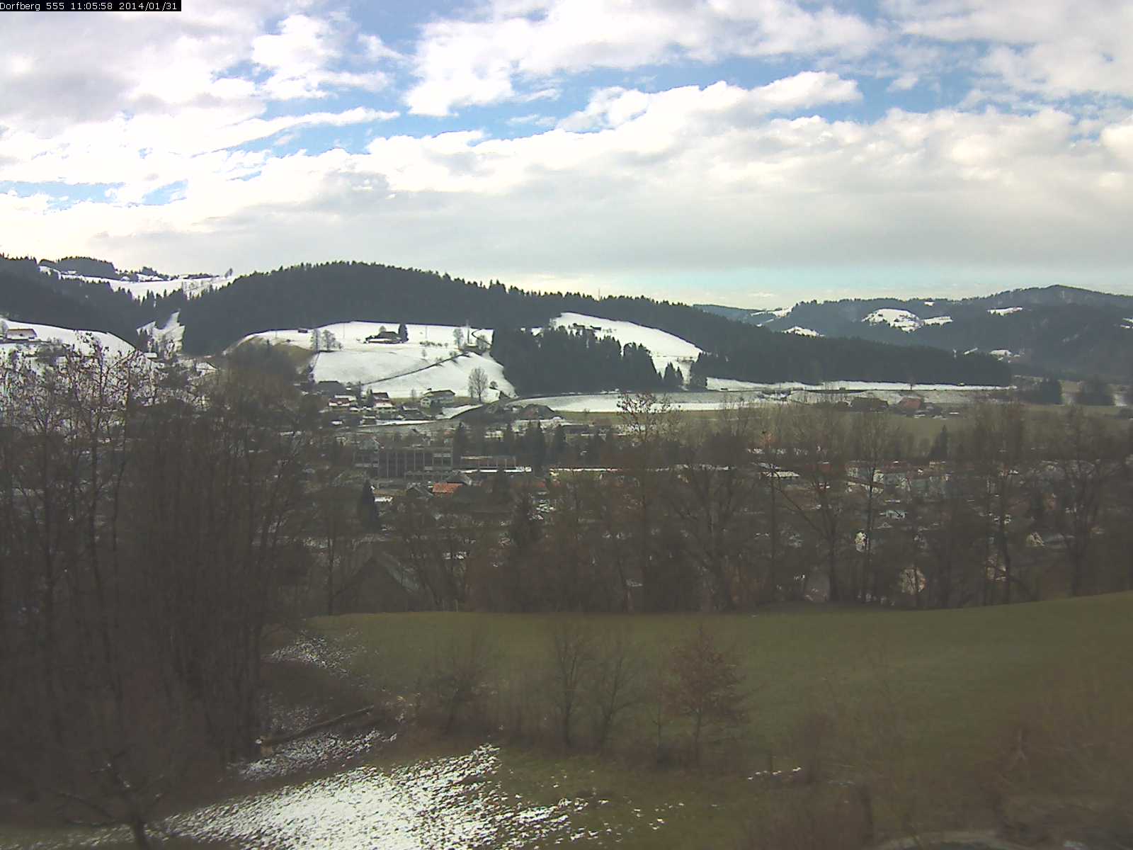 Webcam-Bild: Aussicht vom Dorfberg in Langnau 20140131-110600