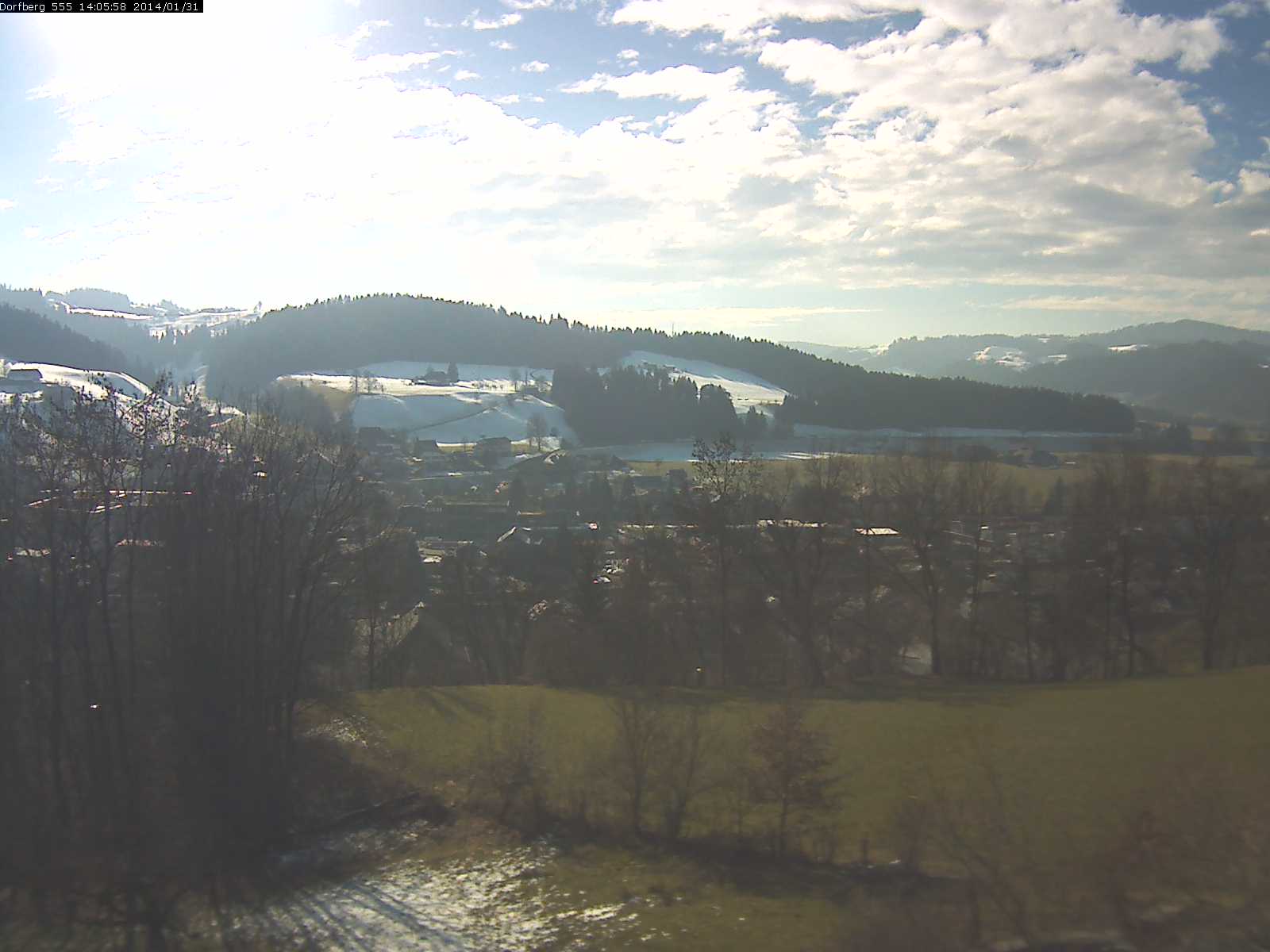 Webcam-Bild: Aussicht vom Dorfberg in Langnau 20140131-140600