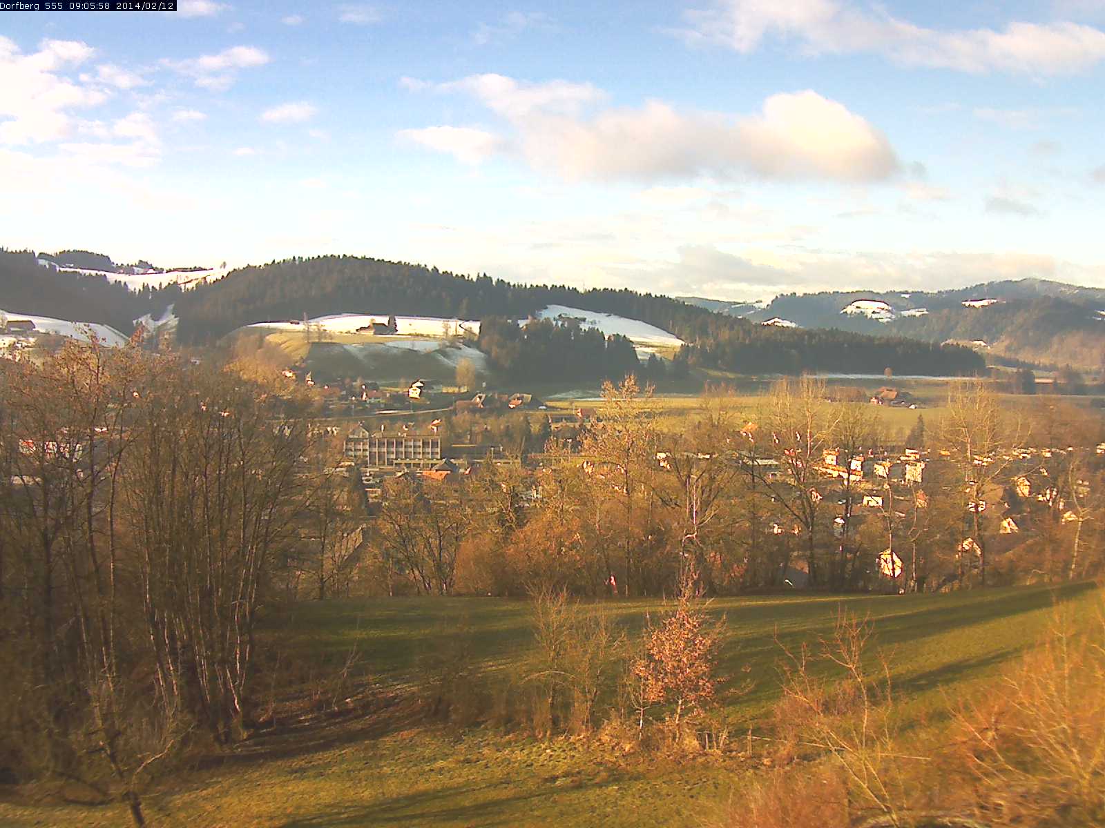Webcam-Bild: Aussicht vom Dorfberg in Langnau 20140212-090600