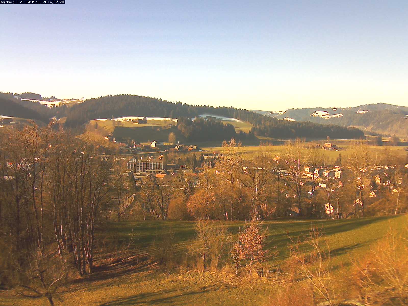 Webcam-Bild: Aussicht vom Dorfberg in Langnau 20140220-090600