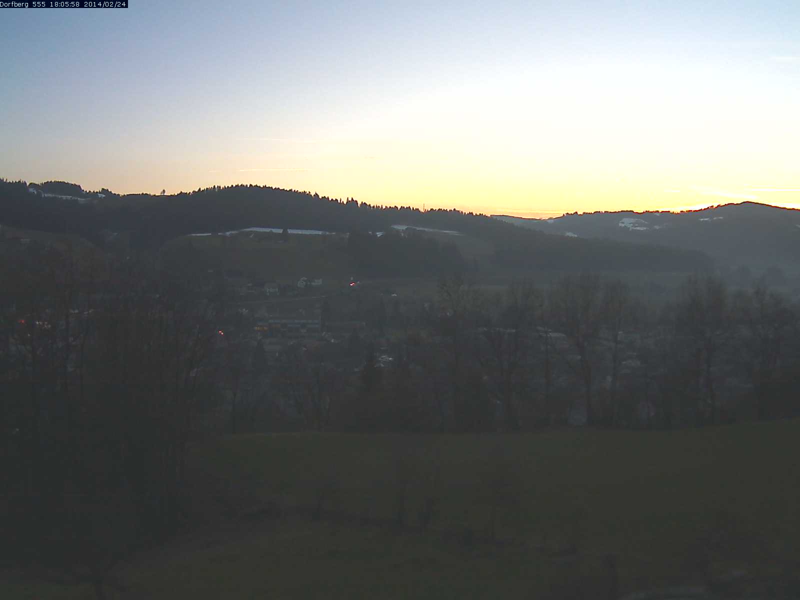 Webcam-Bild: Aussicht vom Dorfberg in Langnau 20140224-180600