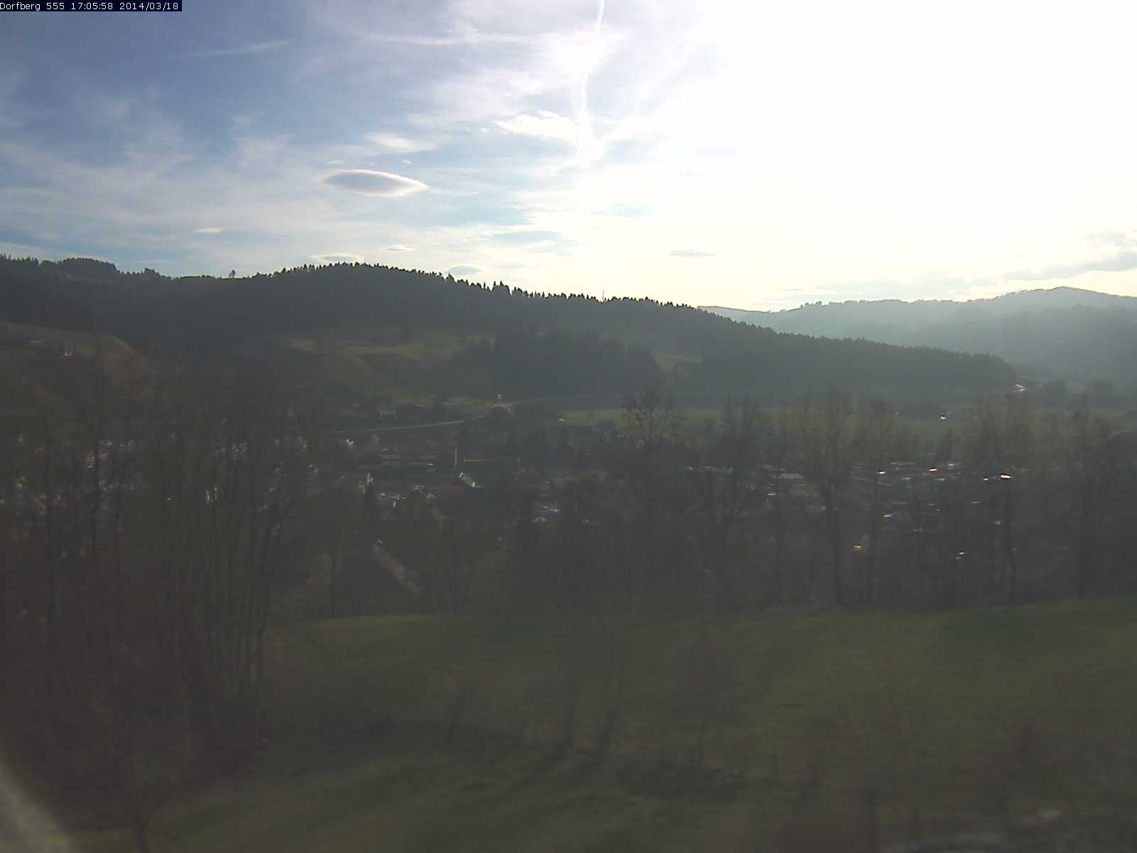 Webcam-Bild: Aussicht vom Dorfberg in Langnau 20140318-170600