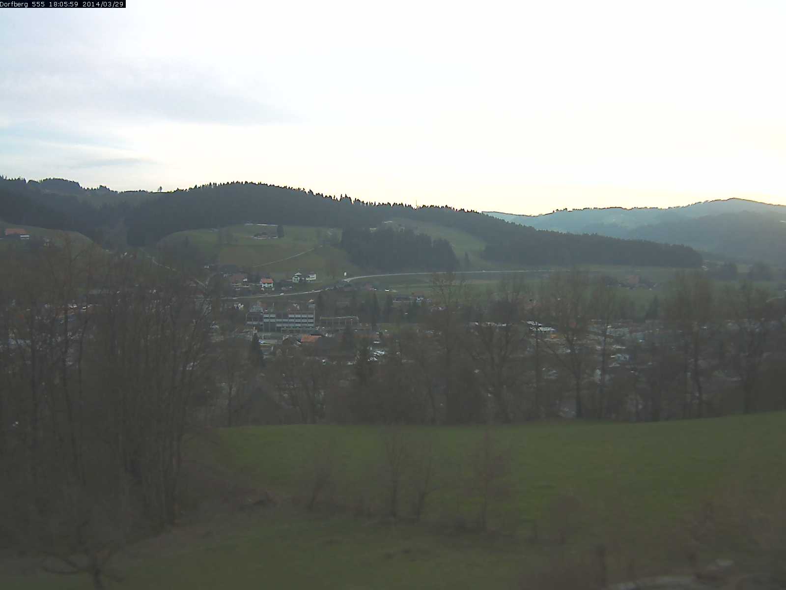 Webcam-Bild: Aussicht vom Dorfberg in Langnau 20140329-180600