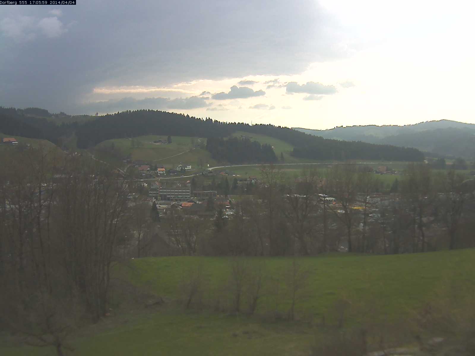 Webcam-Bild: Aussicht vom Dorfberg in Langnau 20140404-170600