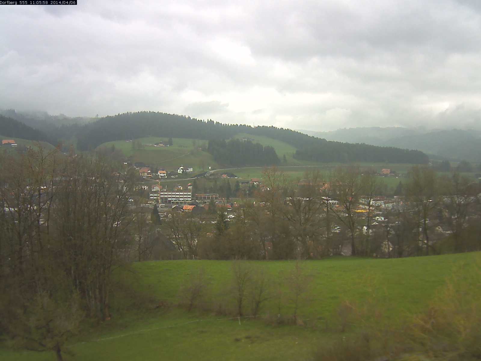 Webcam-Bild: Aussicht vom Dorfberg in Langnau 20140406-110600
