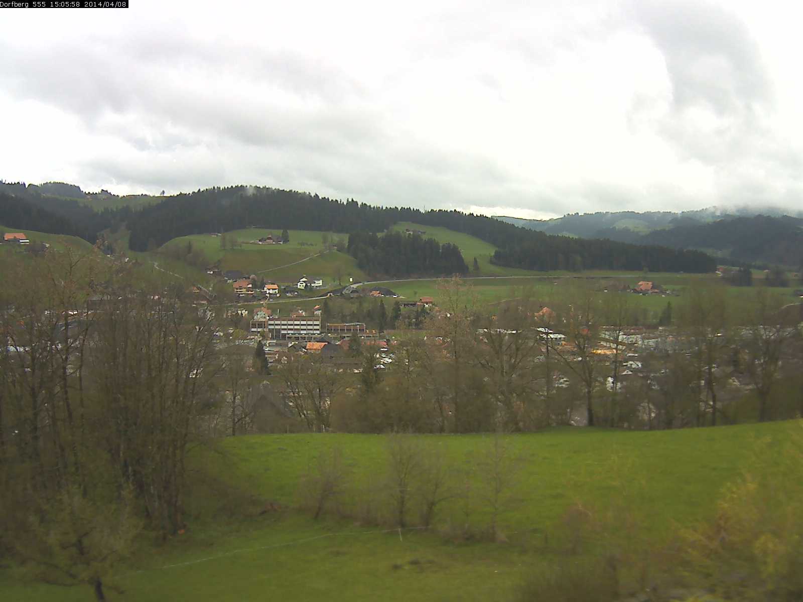 Webcam-Bild: Aussicht vom Dorfberg in Langnau 20140408-150600