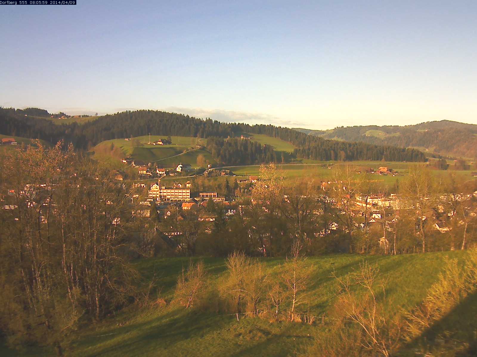 Webcam-Bild: Aussicht vom Dorfberg in Langnau 20140409-080600
