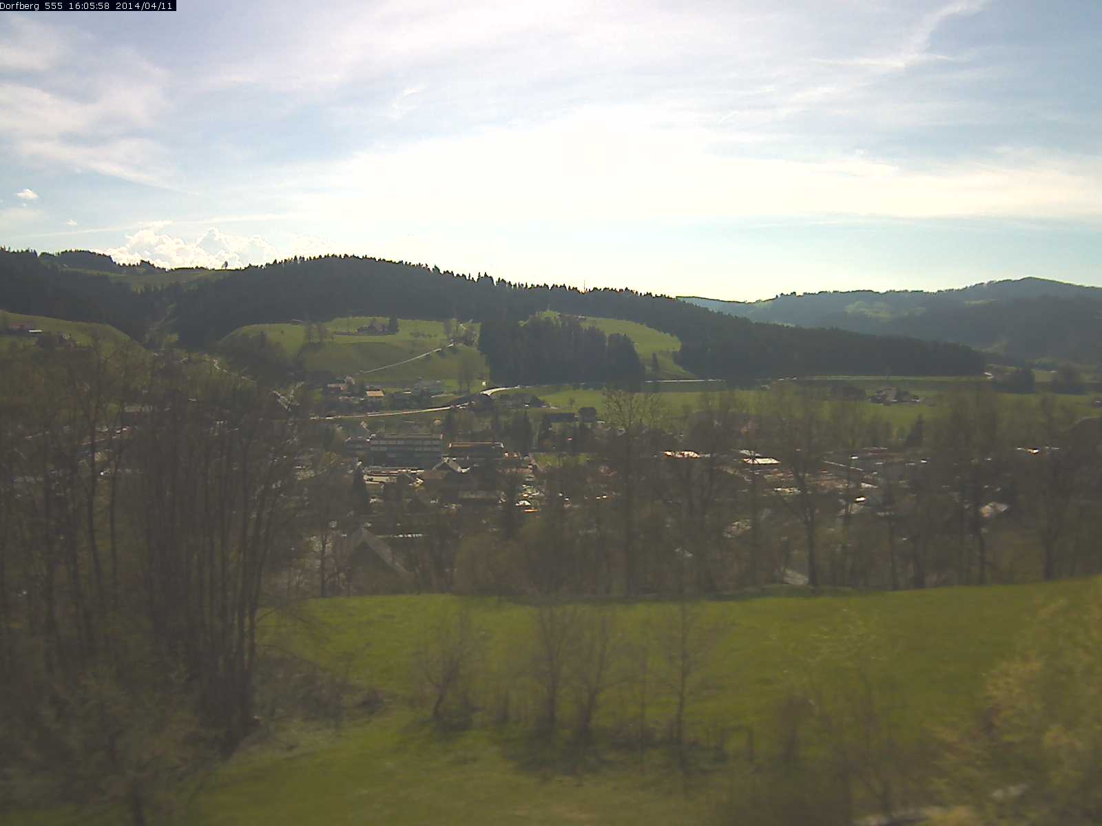 Webcam-Bild: Aussicht vom Dorfberg in Langnau 20140411-160600