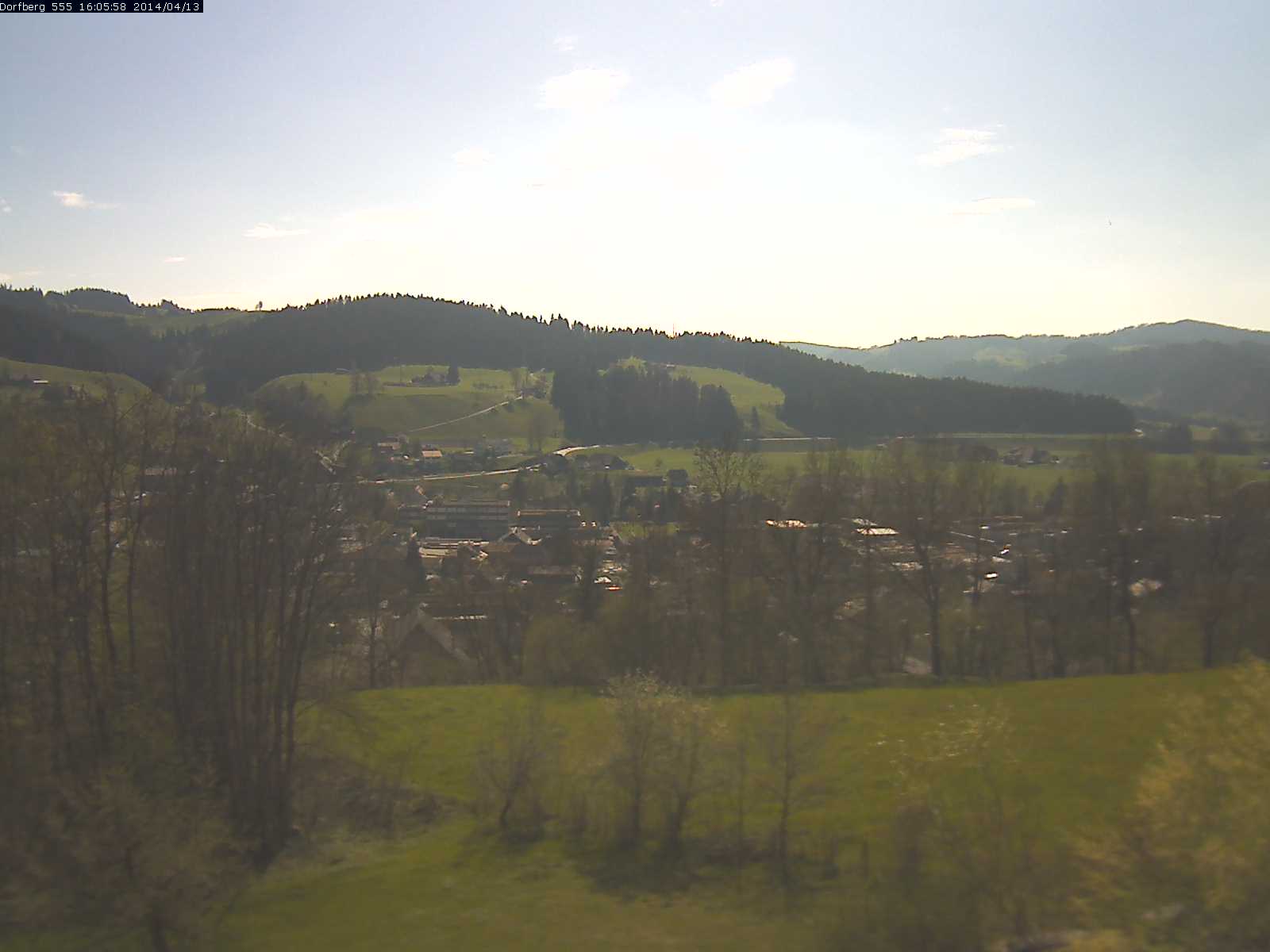 Webcam-Bild: Aussicht vom Dorfberg in Langnau 20140413-160600