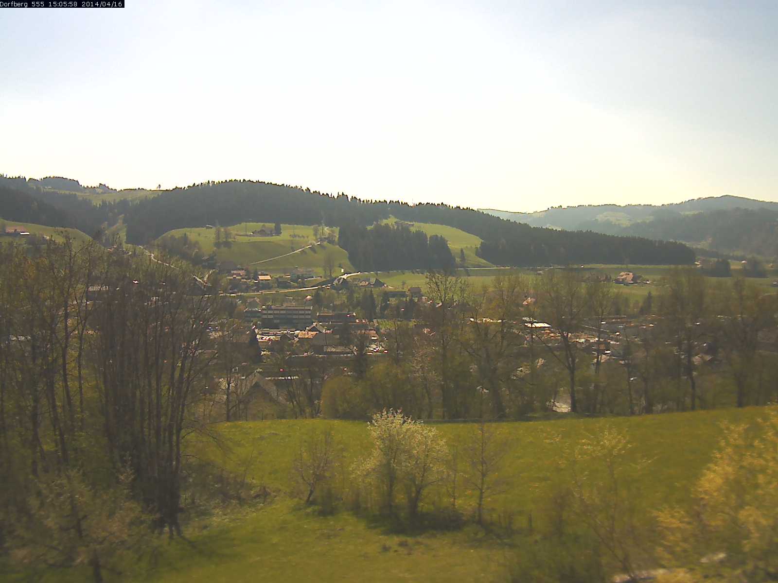 Webcam-Bild: Aussicht vom Dorfberg in Langnau 20140416-150600