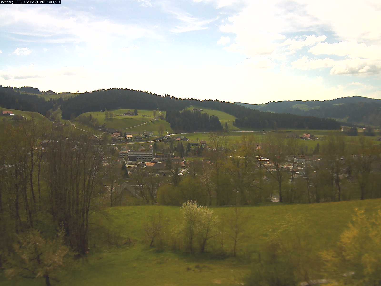 Webcam-Bild: Aussicht vom Dorfberg in Langnau 20140420-150600