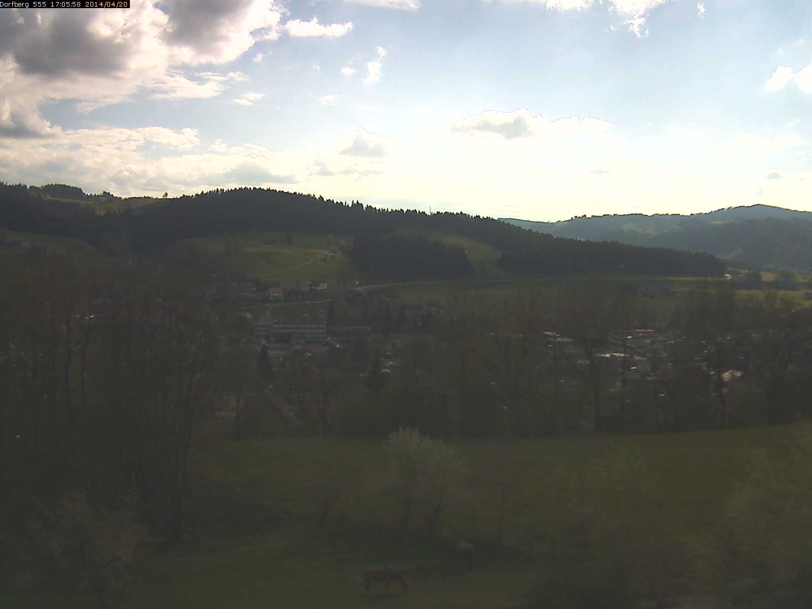 Webcam-Bild: Aussicht vom Dorfberg in Langnau 20140420-170600