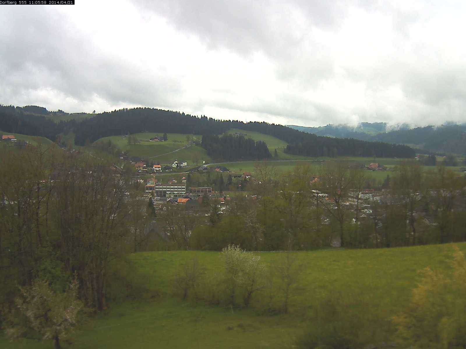 Webcam-Bild: Aussicht vom Dorfberg in Langnau 20140421-110600