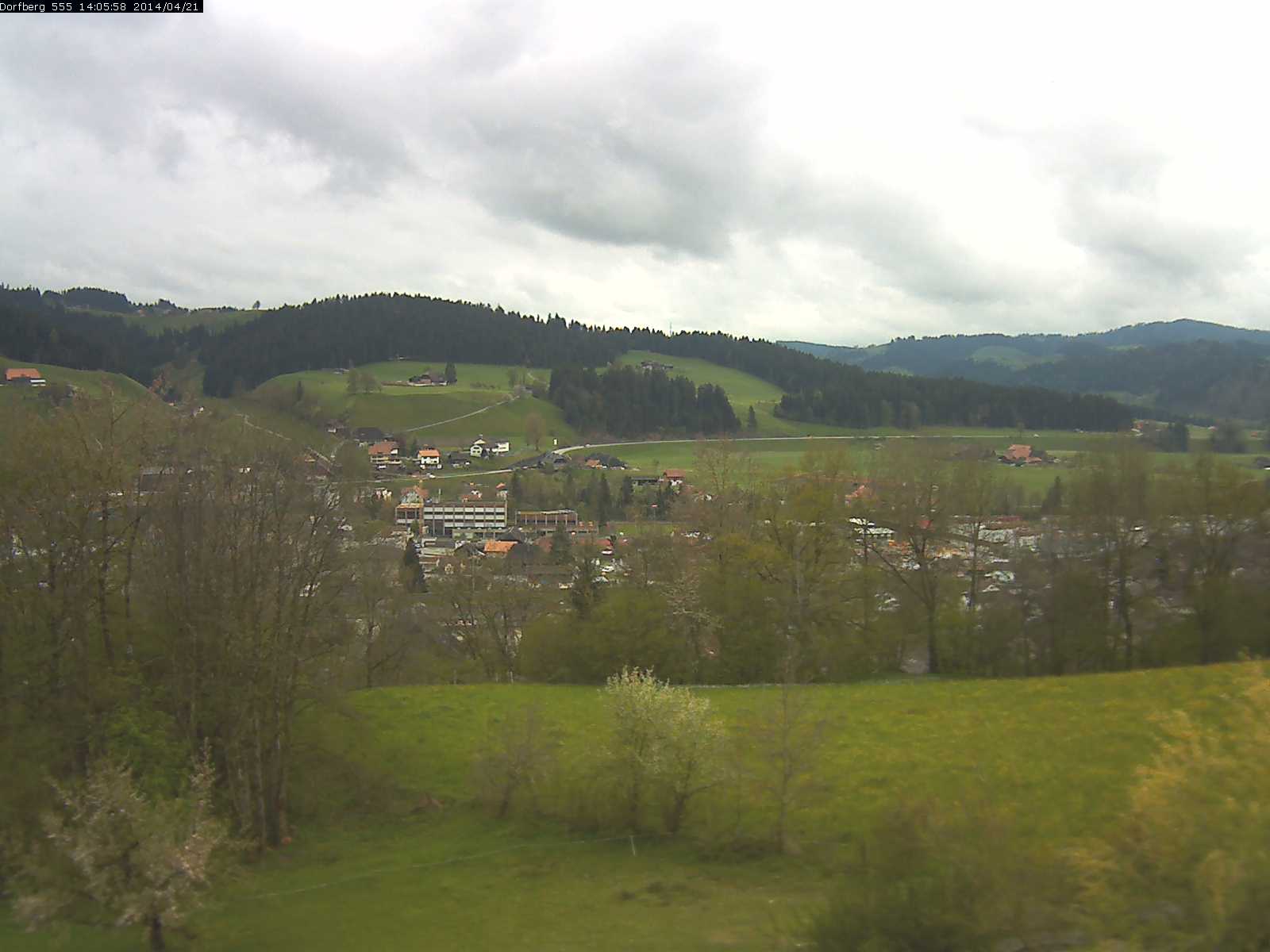 Webcam-Bild: Aussicht vom Dorfberg in Langnau 20140421-140600