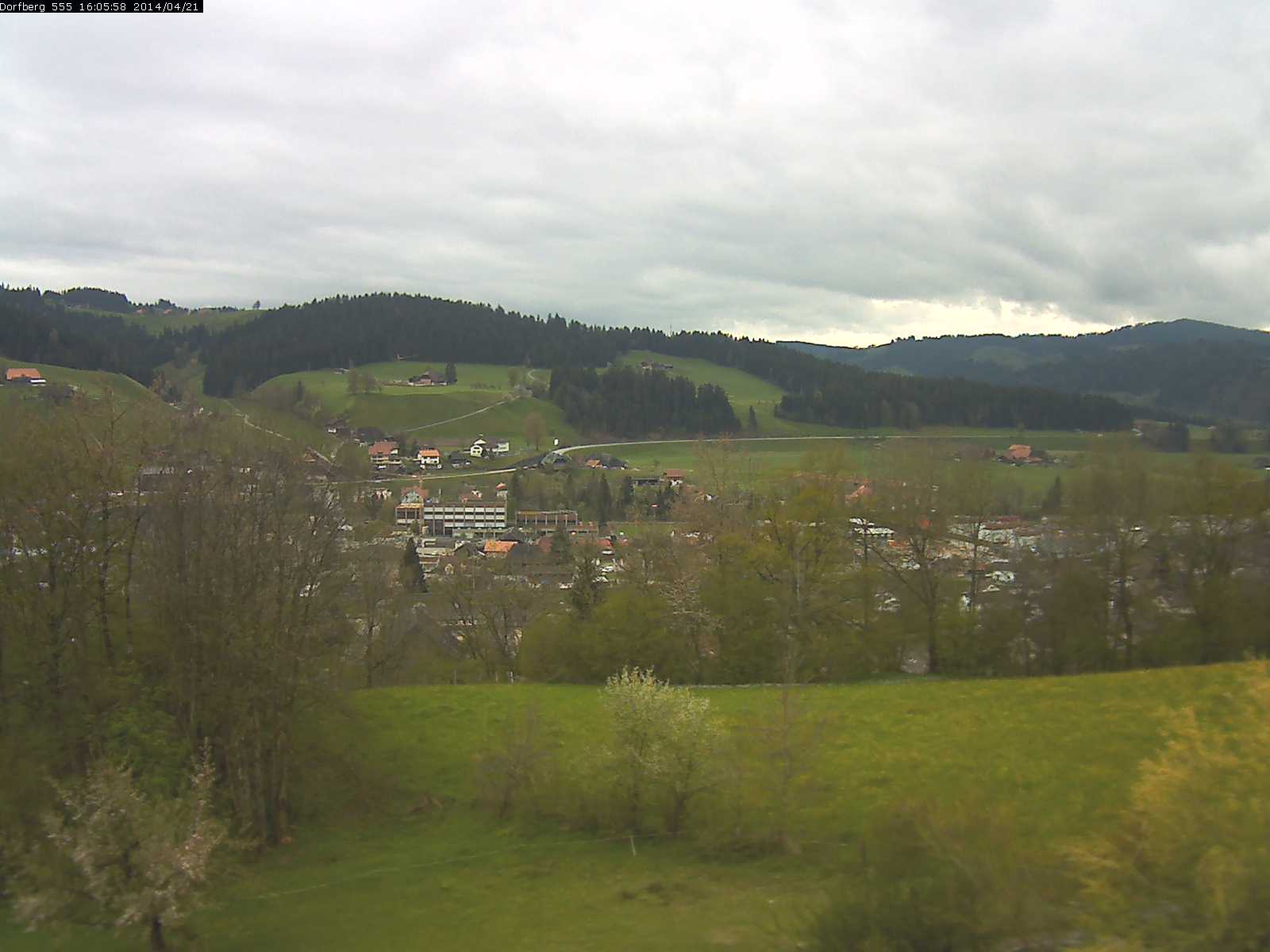 Webcam-Bild: Aussicht vom Dorfberg in Langnau 20140421-160600