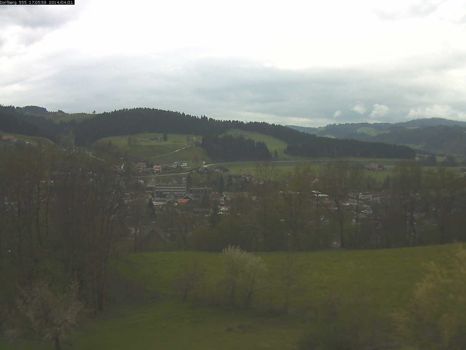 Webcam-Bild: Aussicht vom Dorfberg in Langnau 20140421-170600
