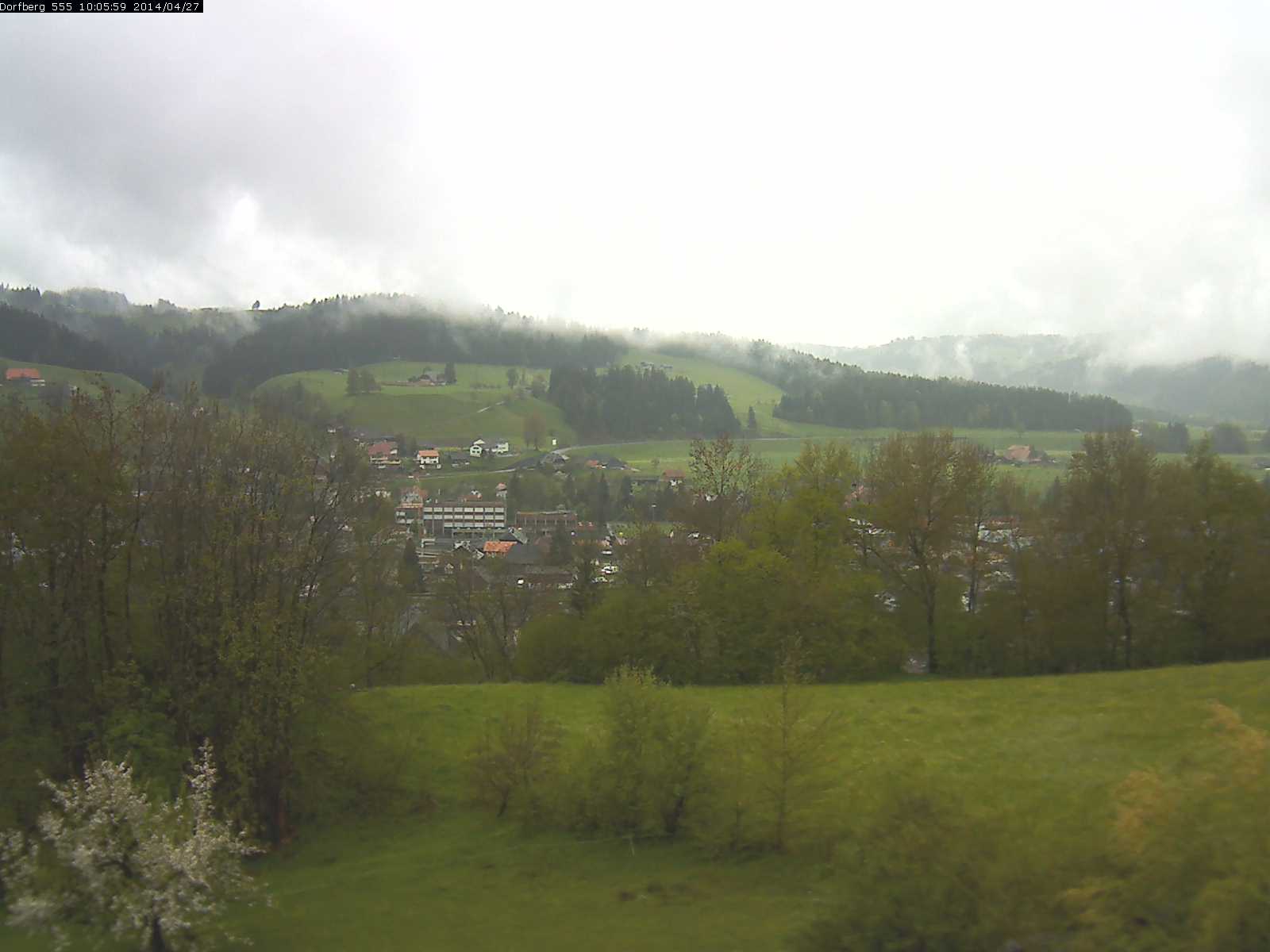 Webcam-Bild: Aussicht vom Dorfberg in Langnau 20140427-100600