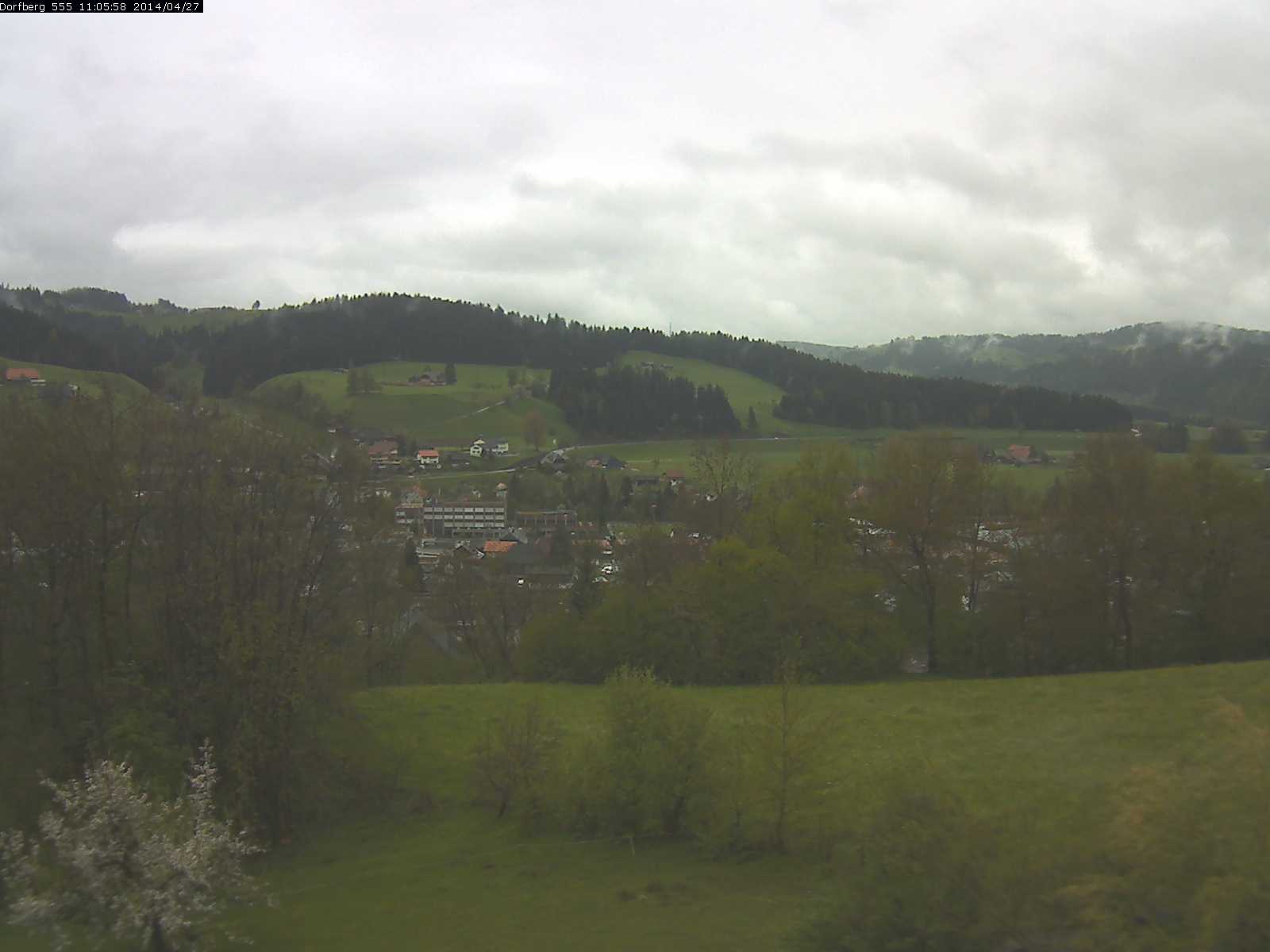 Webcam-Bild: Aussicht vom Dorfberg in Langnau 20140427-110600