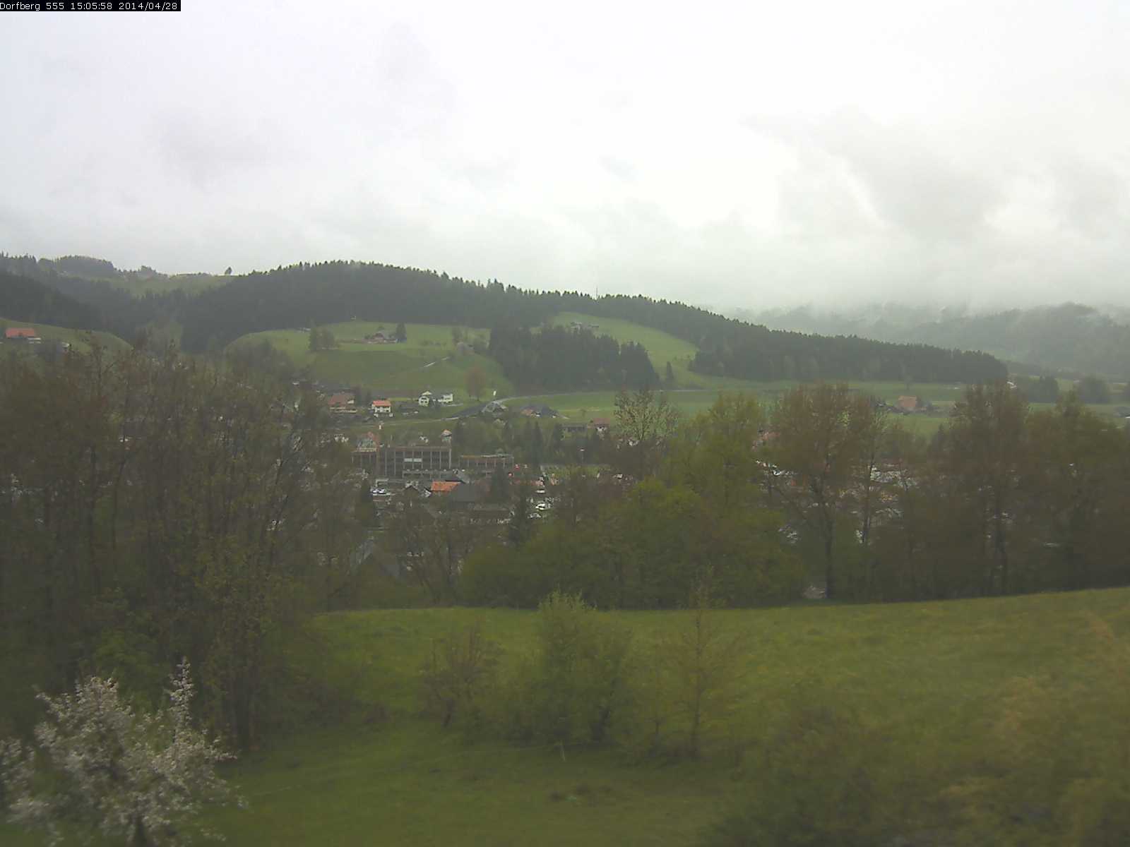 Webcam-Bild: Aussicht vom Dorfberg in Langnau 20140428-150600
