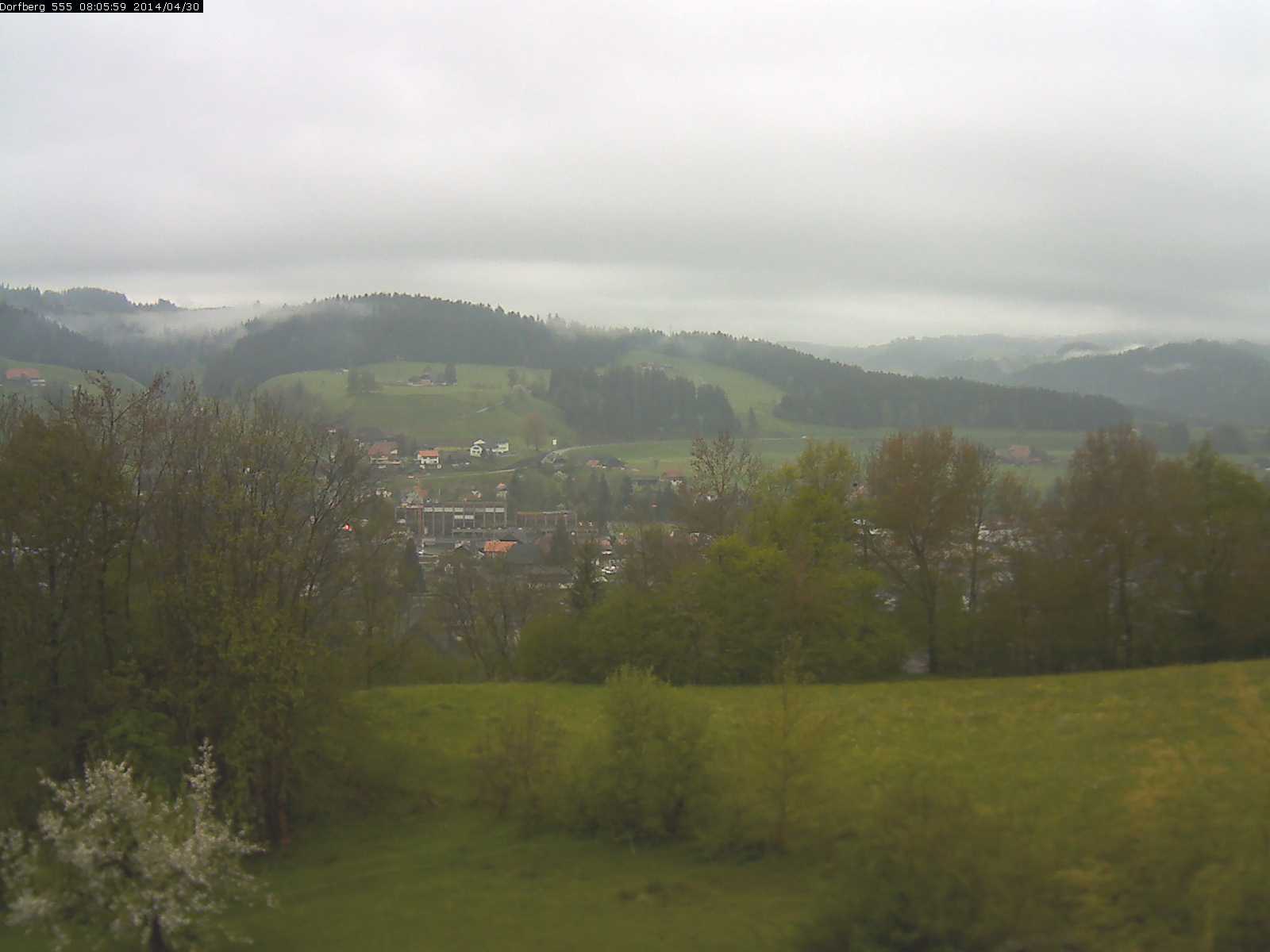 Webcam-Bild: Aussicht vom Dorfberg in Langnau 20140430-080600
