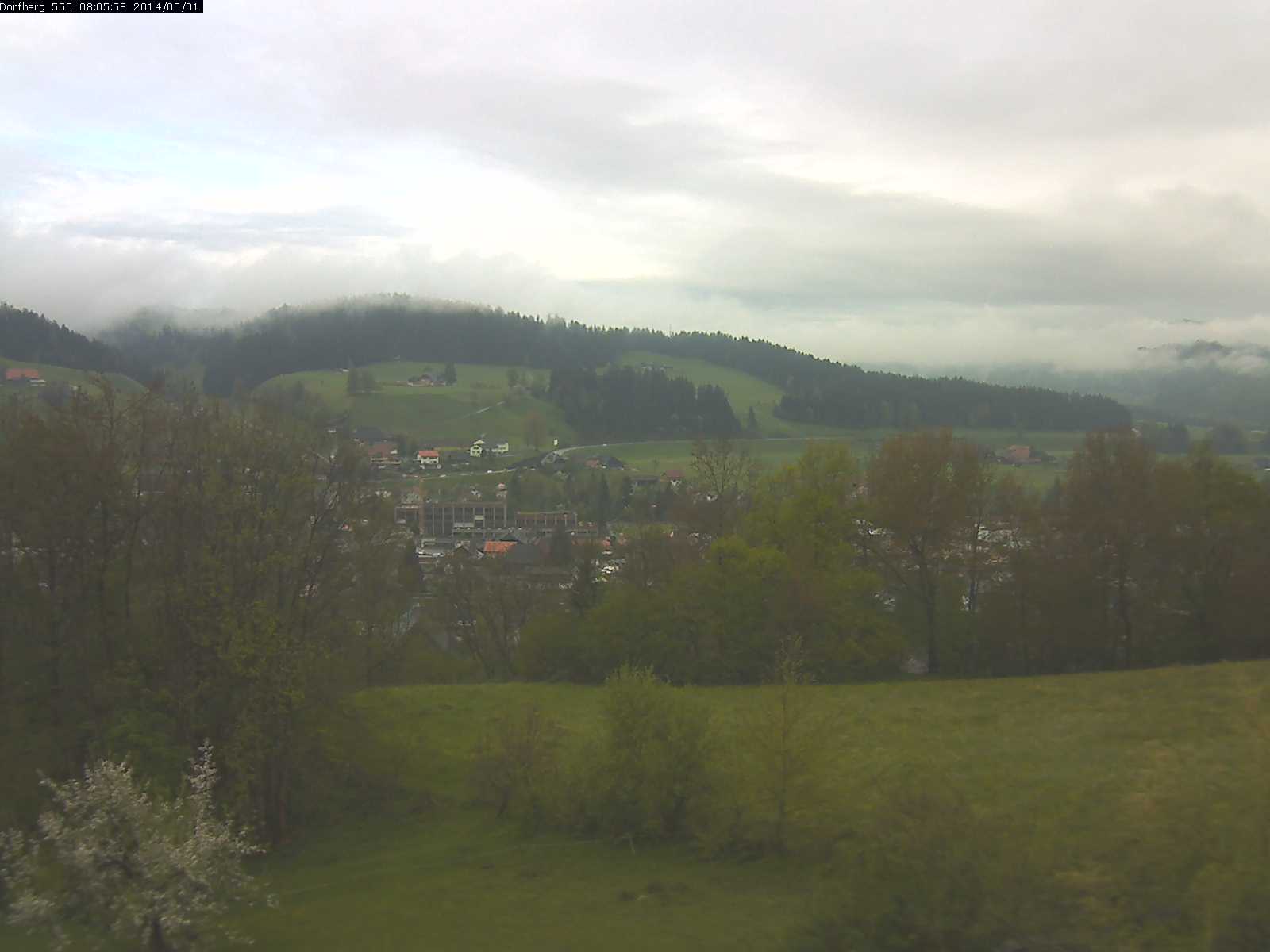 Webcam-Bild: Aussicht vom Dorfberg in Langnau 20140501-080600