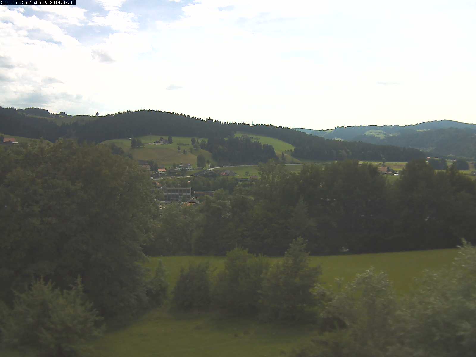 Webcam-Bild: Aussicht vom Dorfberg in Langnau 20140701-160600