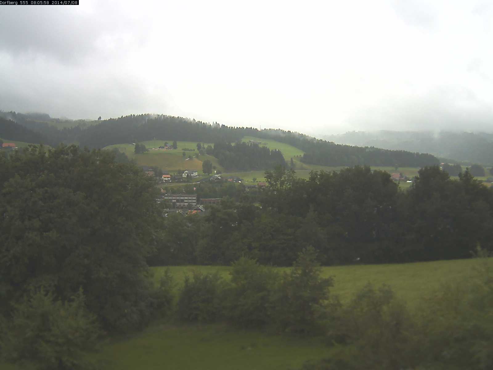 Webcam-Bild: Aussicht vom Dorfberg in Langnau 20140708-080600