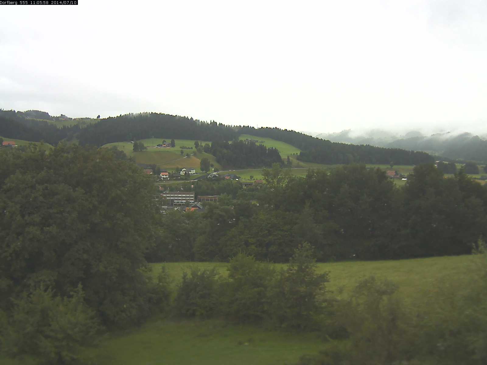 Webcam-Bild: Aussicht vom Dorfberg in Langnau 20140710-110600