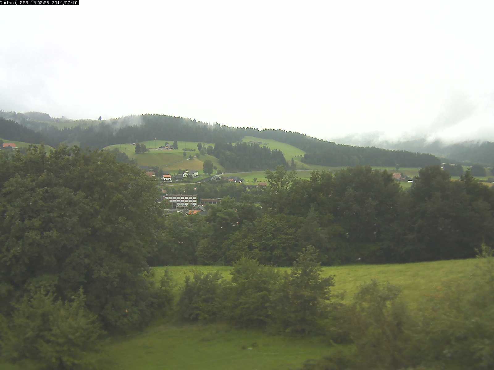 Webcam-Bild: Aussicht vom Dorfberg in Langnau 20140710-160600