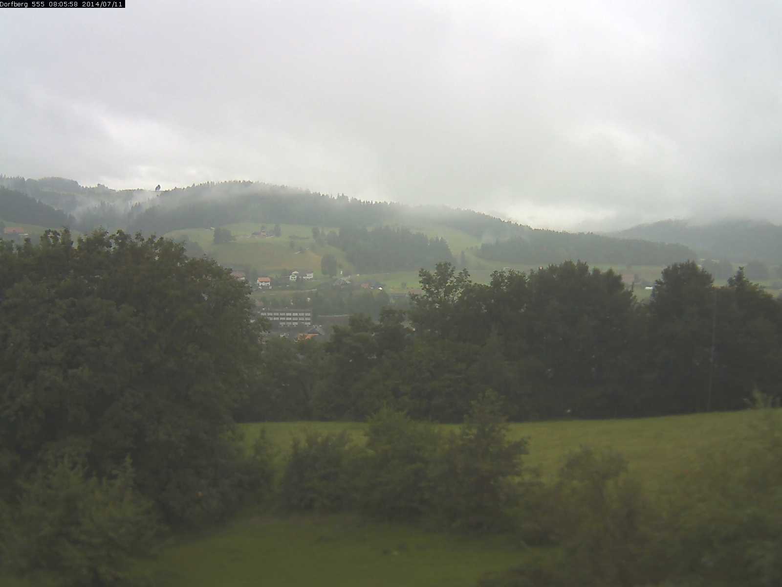 Webcam-Bild: Aussicht vom Dorfberg in Langnau 20140711-080600