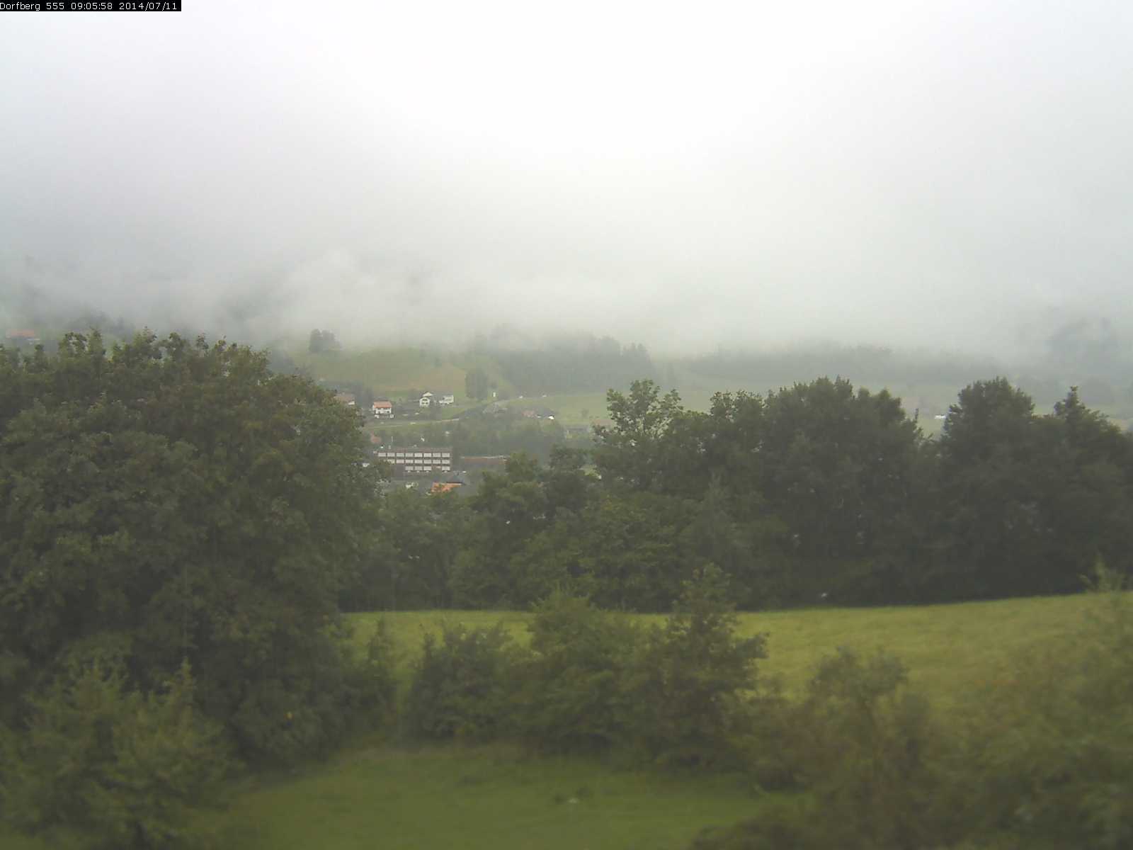 Webcam-Bild: Aussicht vom Dorfberg in Langnau 20140711-090600