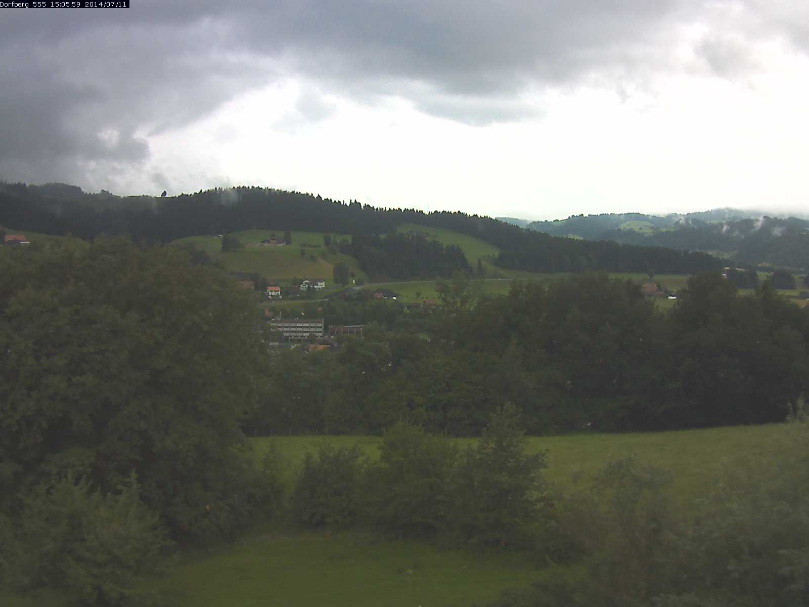 Webcam-Bild: Aussicht vom Dorfberg in Langnau 20140711-150600