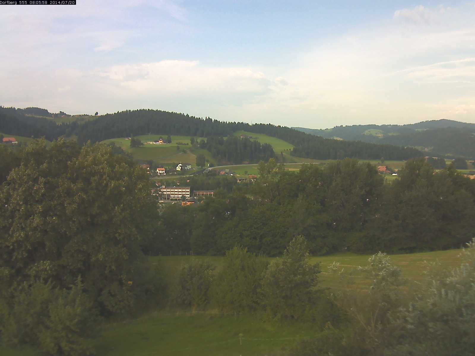 Webcam-Bild: Aussicht vom Dorfberg in Langnau 20140720-080600