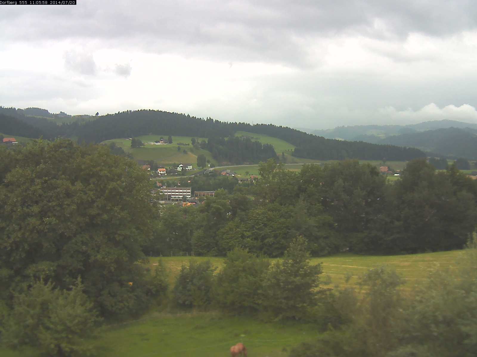 Webcam-Bild: Aussicht vom Dorfberg in Langnau 20140720-110600