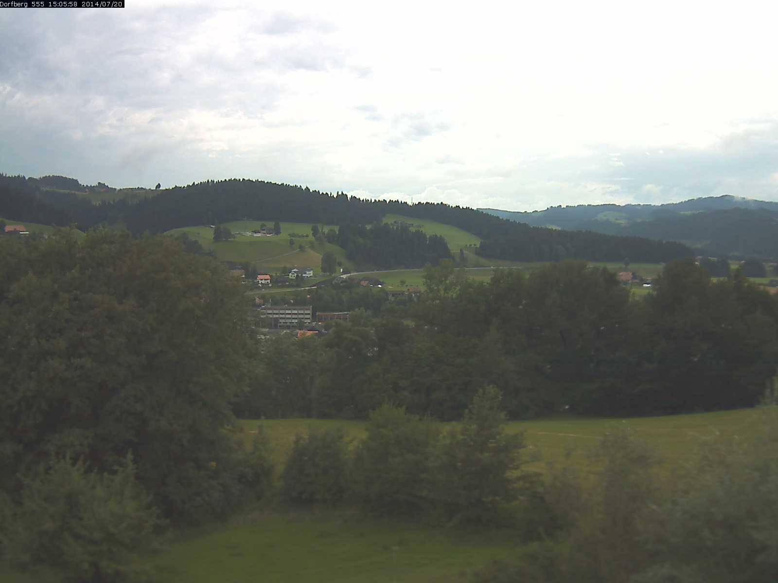 Webcam-Bild: Aussicht vom Dorfberg in Langnau 20140720-150600
