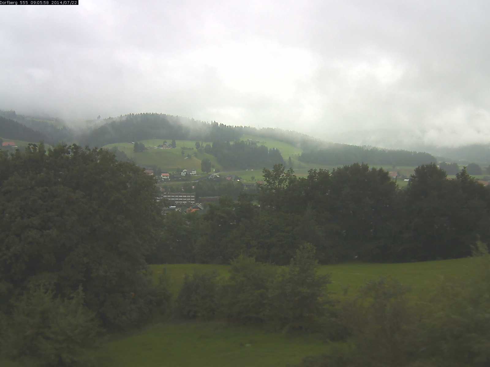 Webcam-Bild: Aussicht vom Dorfberg in Langnau 20140722-090600