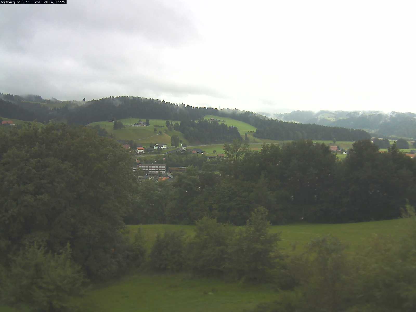 Webcam-Bild: Aussicht vom Dorfberg in Langnau 20140722-110600