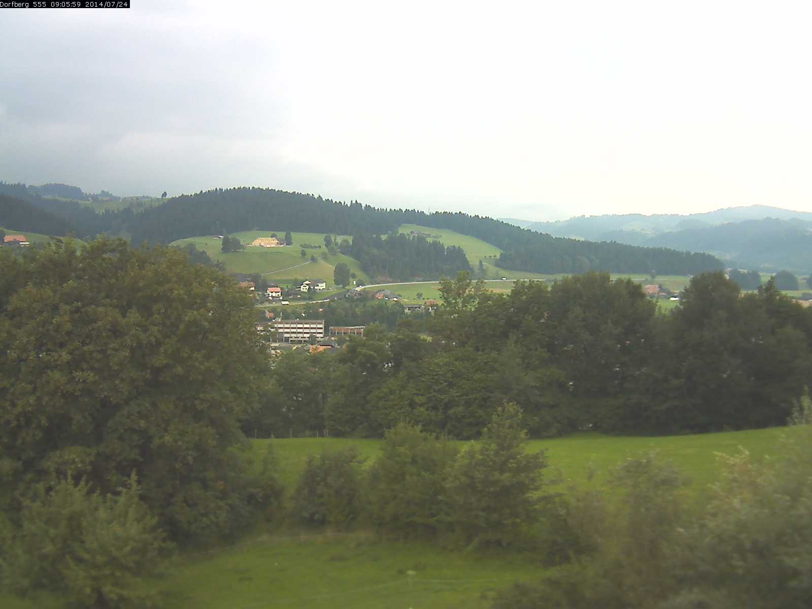 Webcam-Bild: Aussicht vom Dorfberg in Langnau 20140724-090600