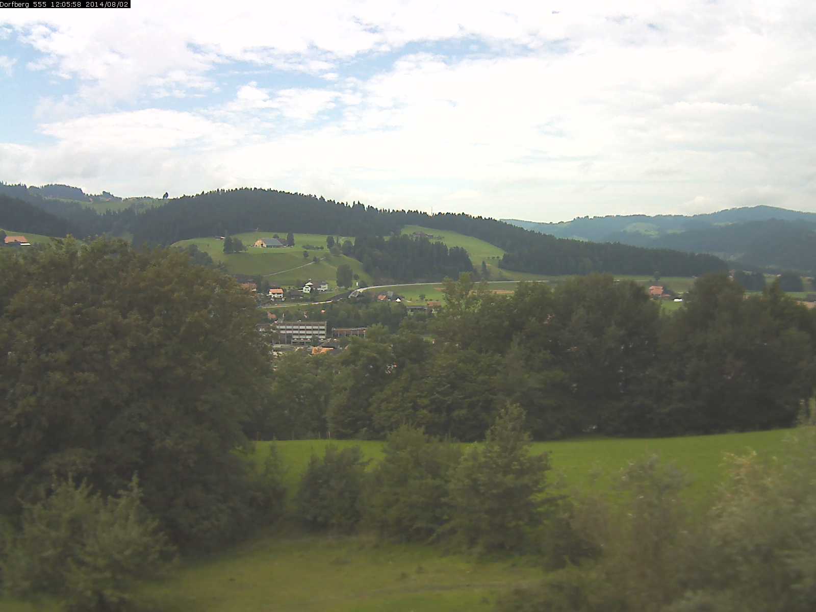 Webcam-Bild: Aussicht vom Dorfberg in Langnau 20140802-120600