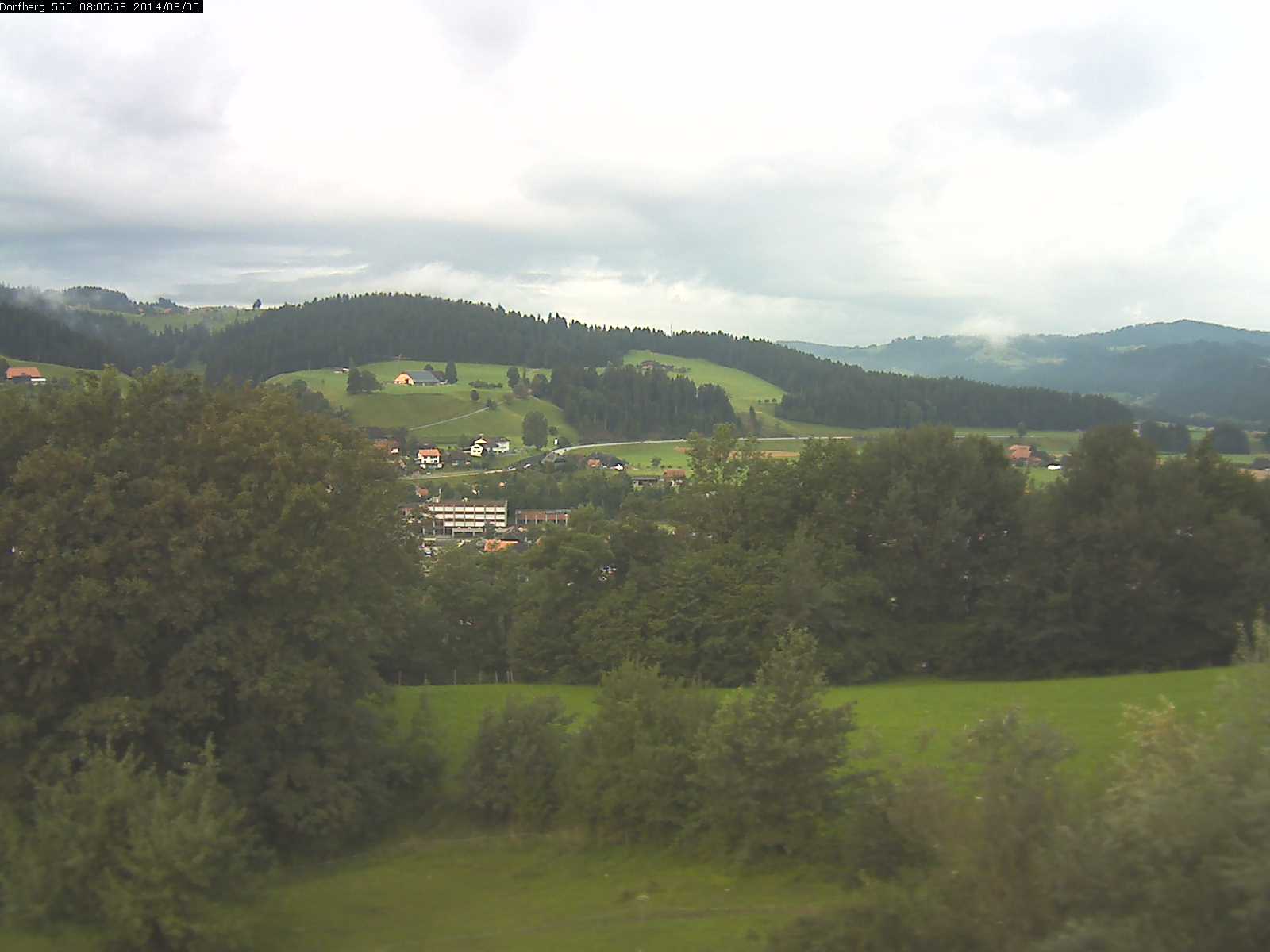 Webcam-Bild: Aussicht vom Dorfberg in Langnau 20140805-080600