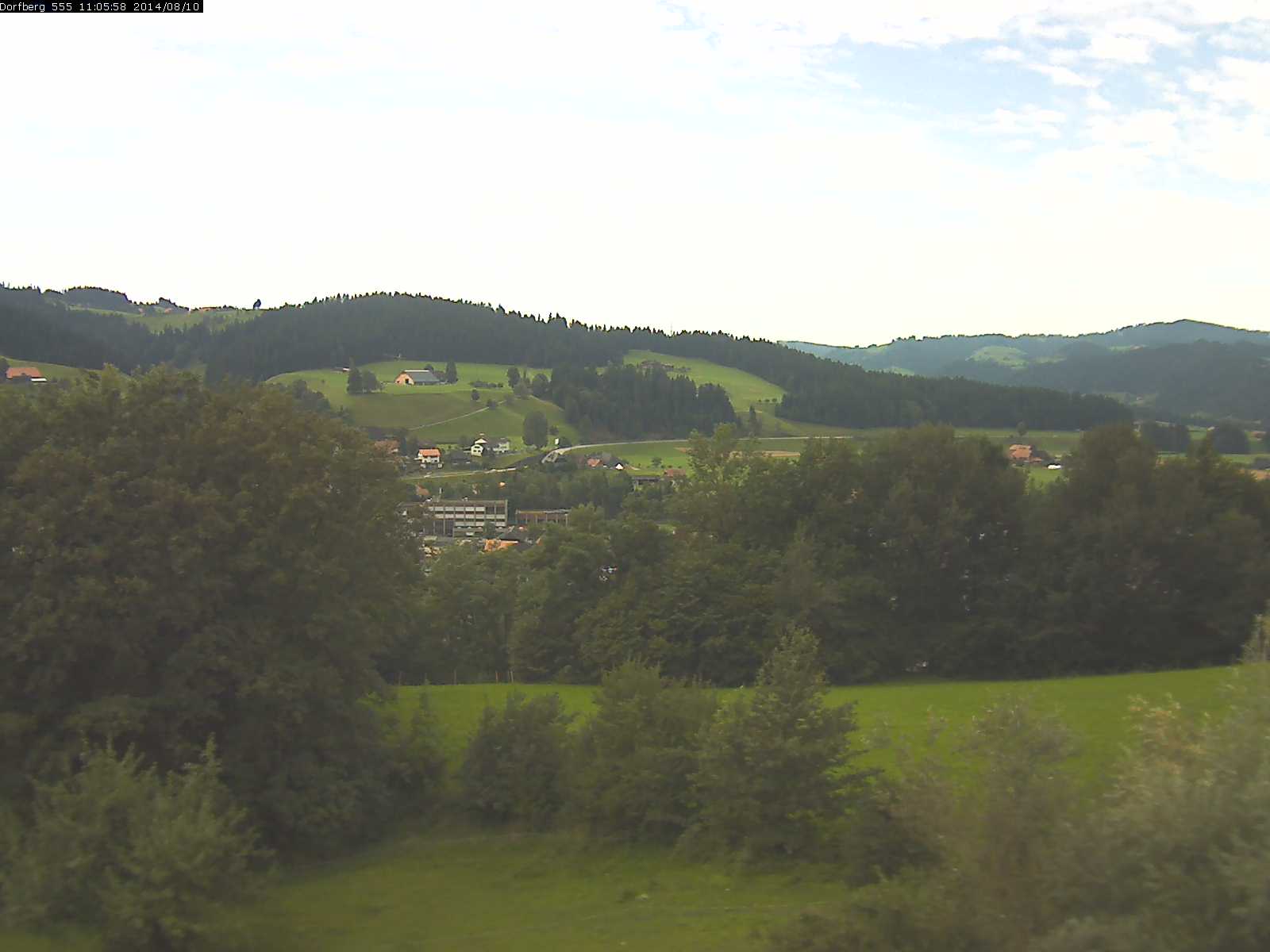 Webcam-Bild: Aussicht vom Dorfberg in Langnau 20140810-110600