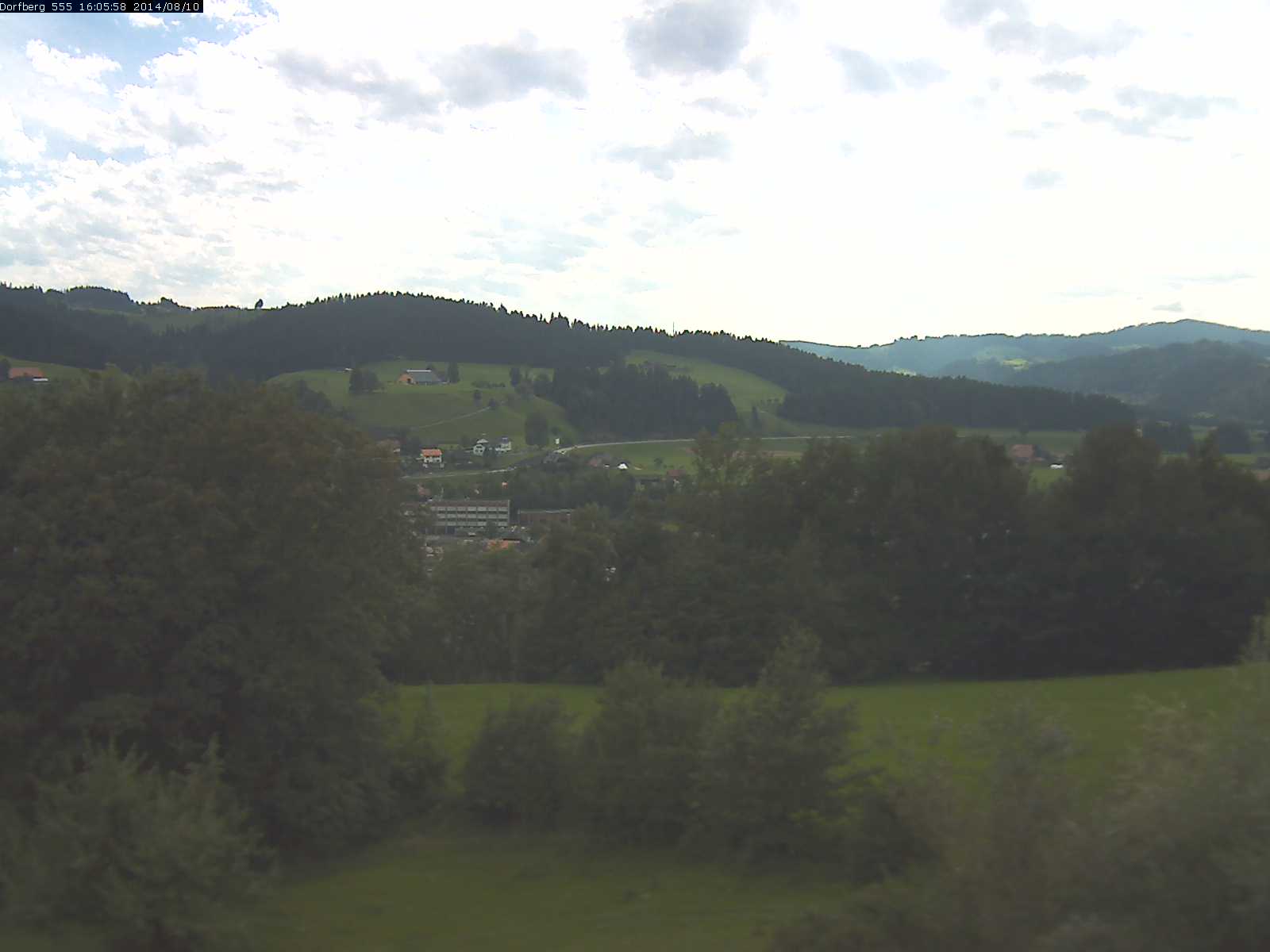 Webcam-Bild: Aussicht vom Dorfberg in Langnau 20140810-160600