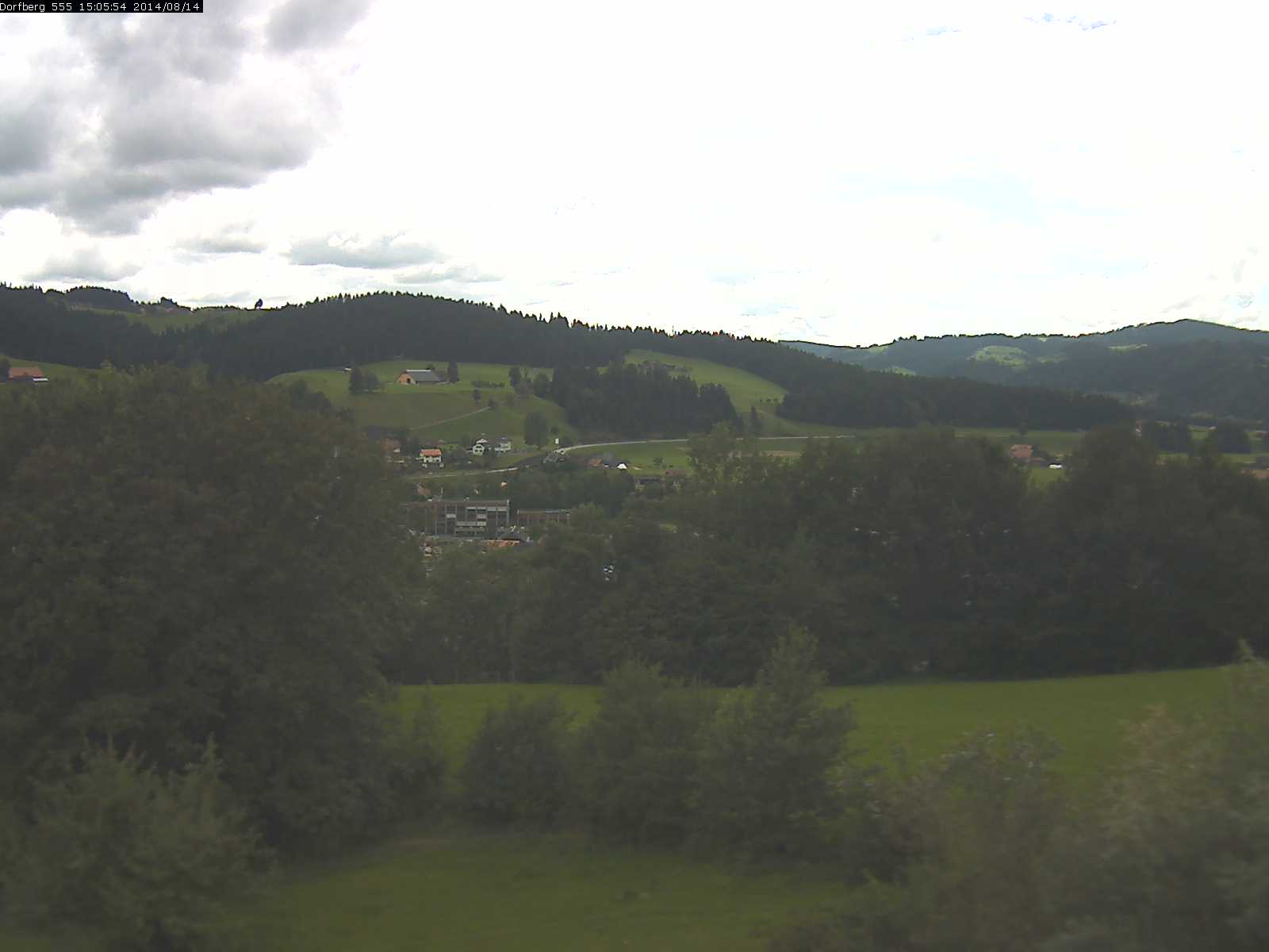 Webcam-Bild: Aussicht vom Dorfberg in Langnau 20140814-150600