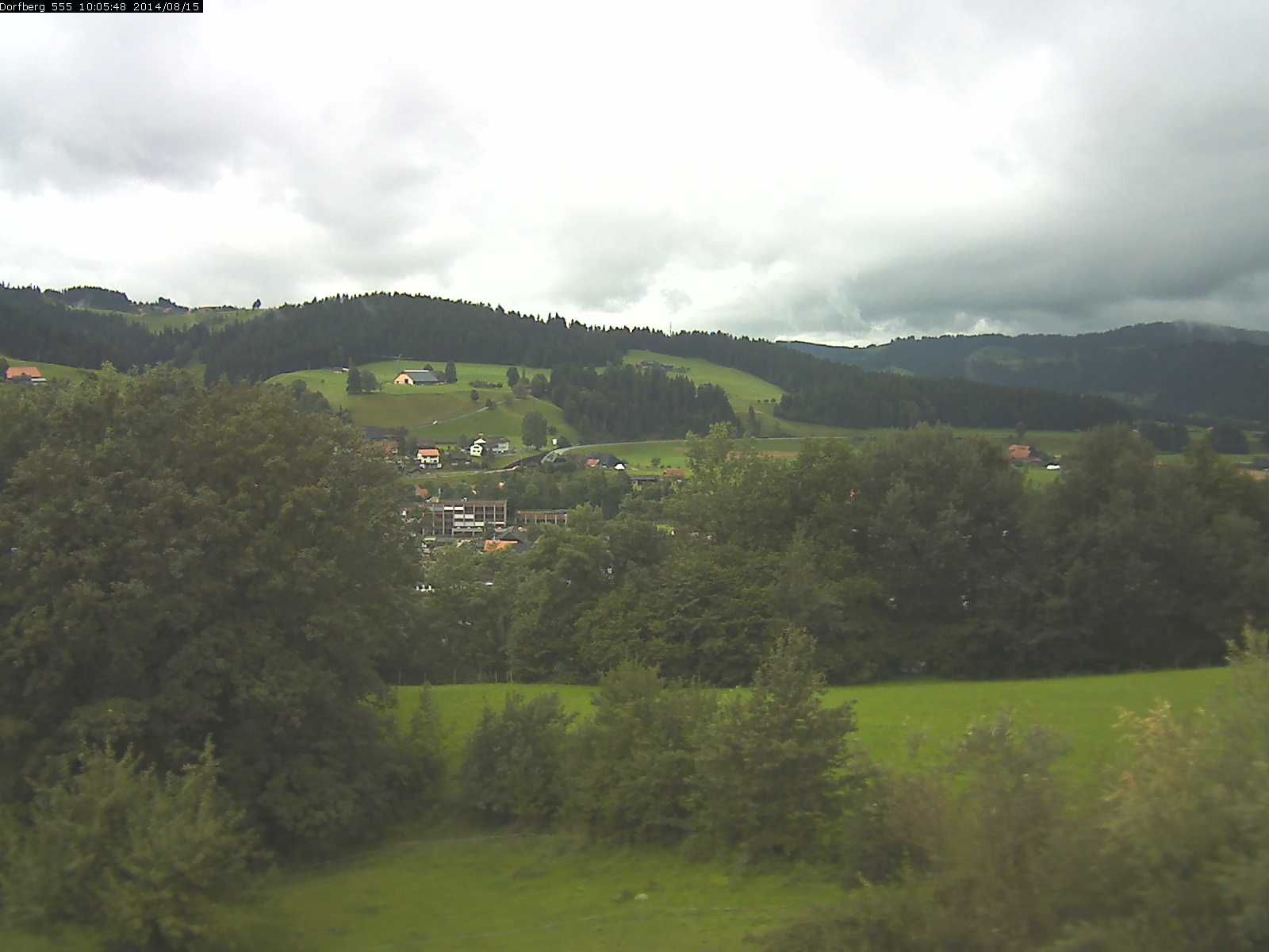 Webcam-Bild: Aussicht vom Dorfberg in Langnau 20140815-100600