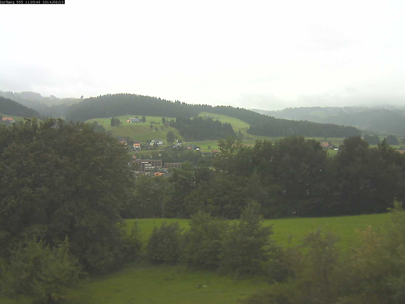 Webcam-Bild: Aussicht vom Dorfberg in Langnau 20140815-110600