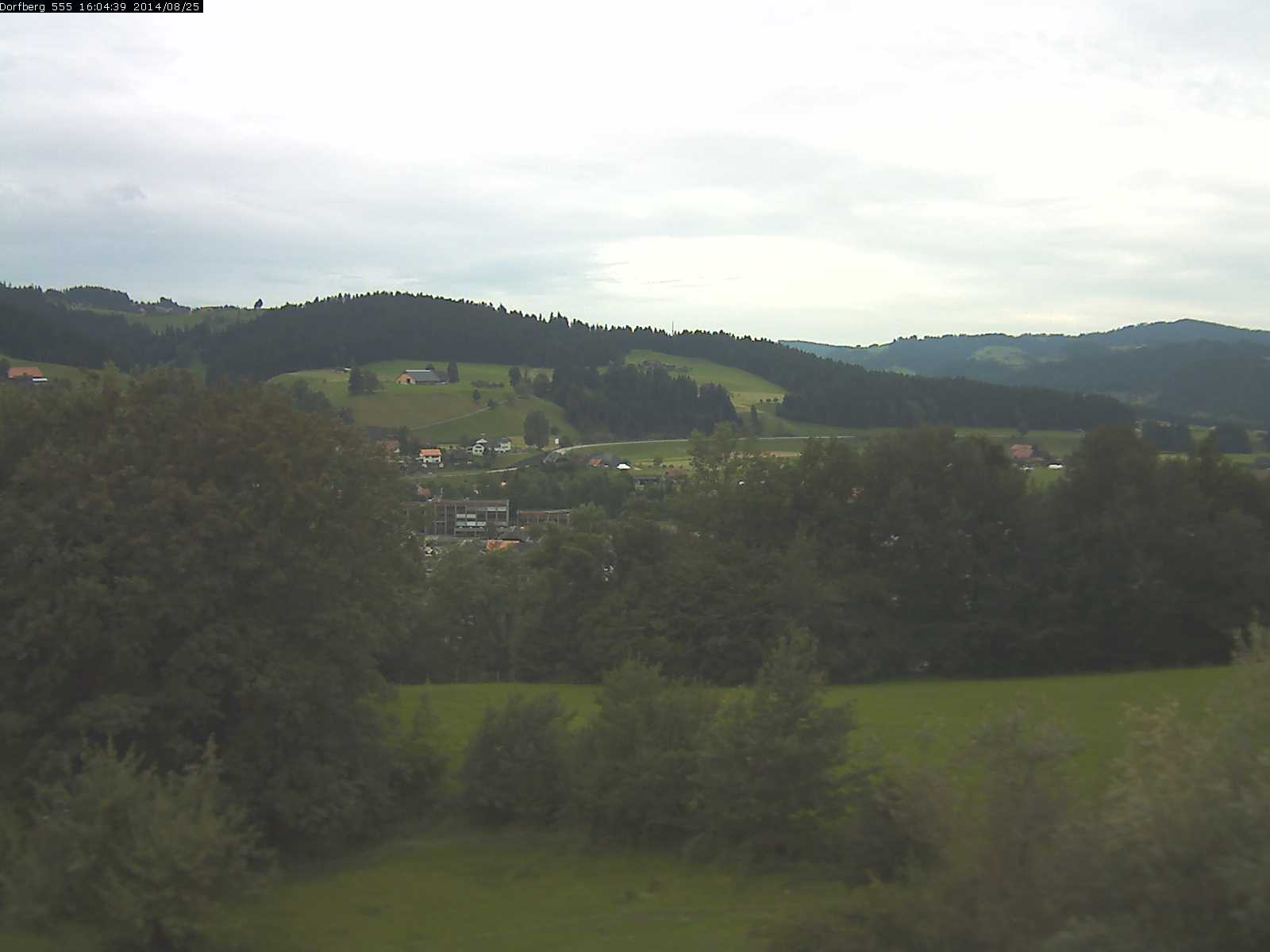 Webcam-Bild: Aussicht vom Dorfberg in Langnau 20140825-160600