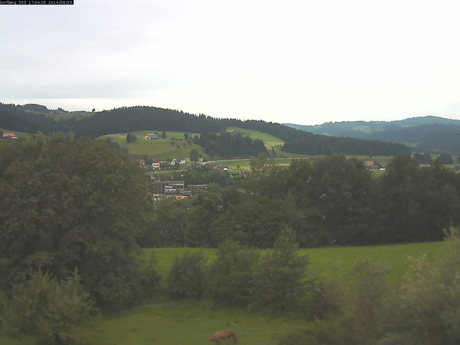 Webcam-Bild: Aussicht vom Dorfberg in Langnau 20140825-170600