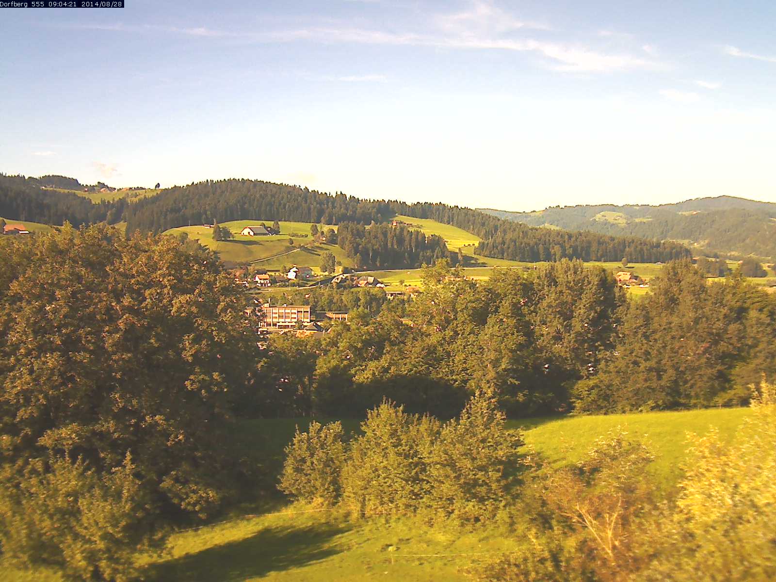 Webcam-Bild: Aussicht vom Dorfberg in Langnau 20140828-090600