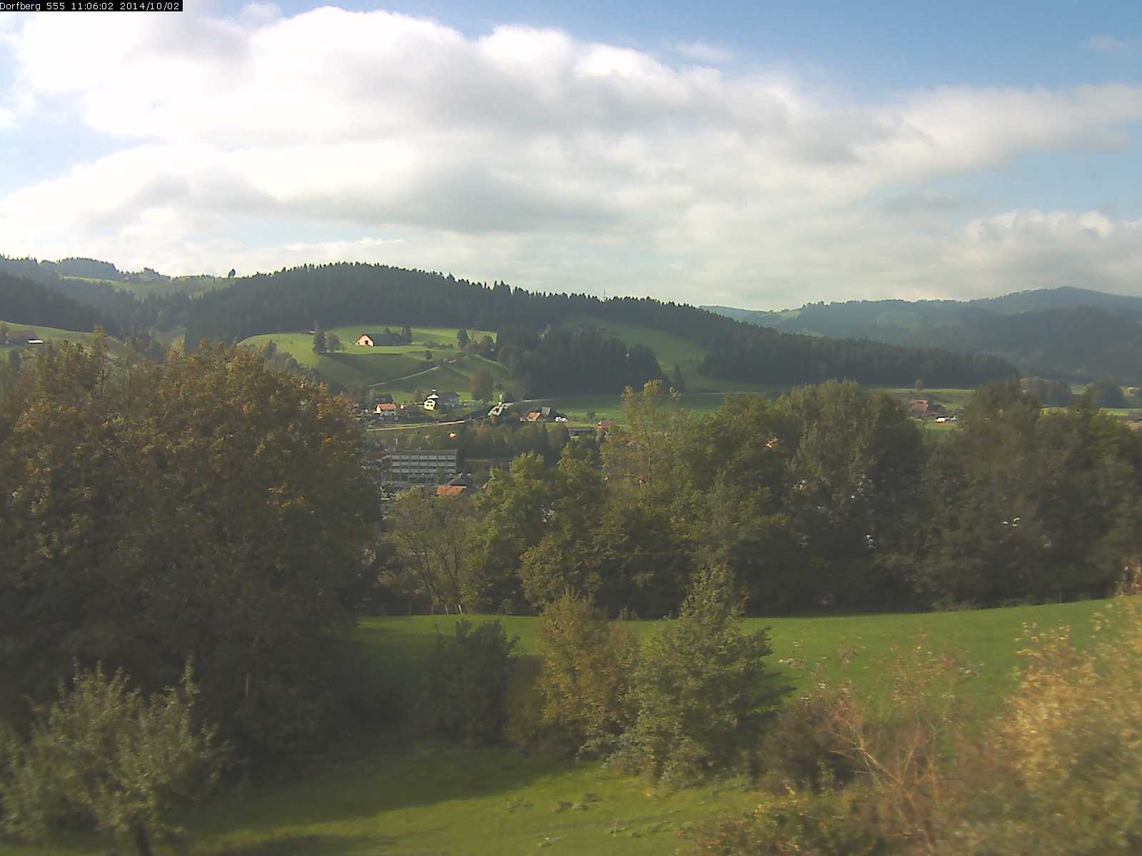 Webcam-Bild: Aussicht vom Dorfberg in Langnau 20141002-110601