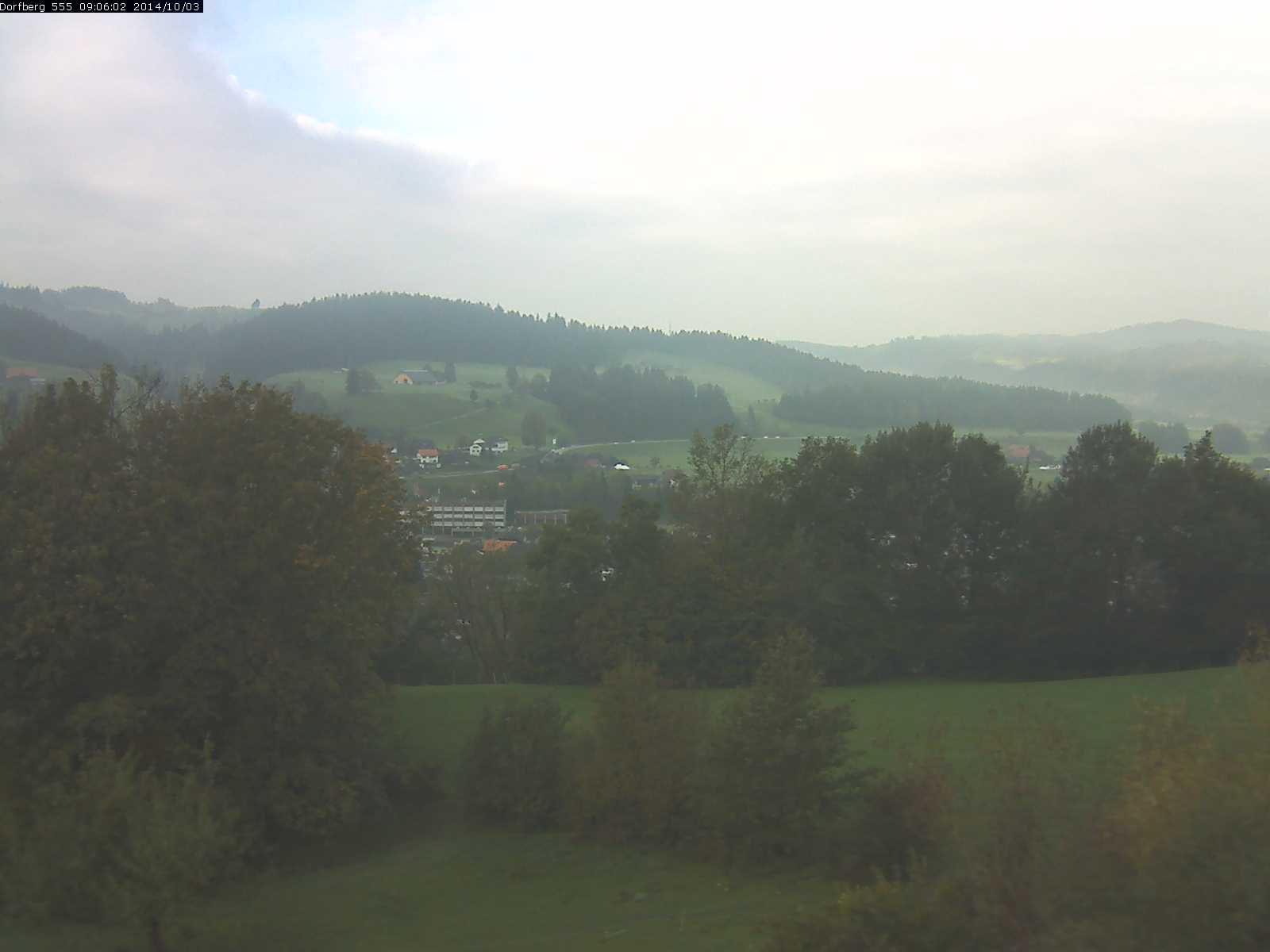 Webcam-Bild: Aussicht vom Dorfberg in Langnau 20141003-090601